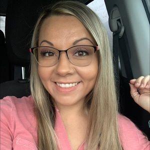 Meet your Posher, Tarah